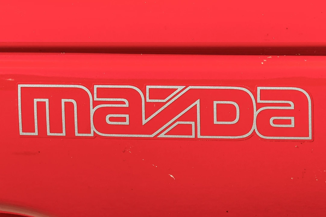 1990 Mazda NA MX-5 Miata - Image 22 of 31