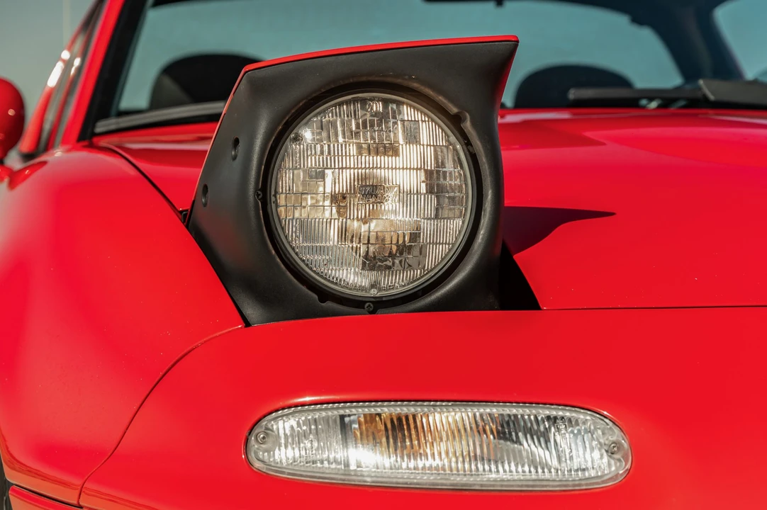 1990 Mazda NA MX-5 Miata - Image 19 of 31