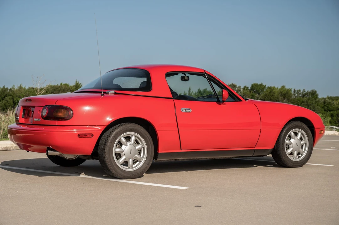 1990 Mazda NA MX-5 Miata - Image 6 of 31