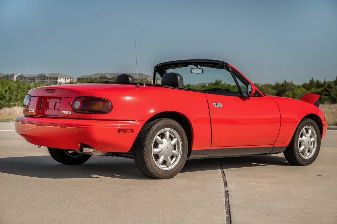 1990 Mazda NA MX-5 Miata - Image 12 of 31