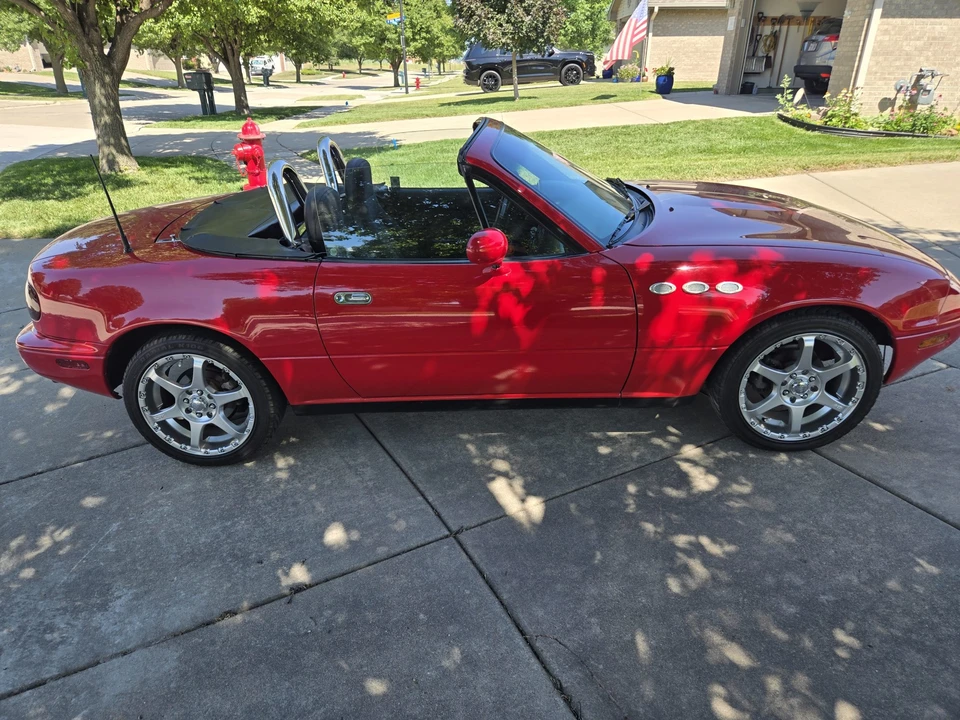 1990 Mazda NA MX-5 Miata - Image 7 of 31