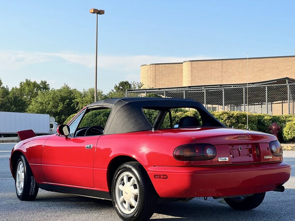 1990 Mazda NA MX-5 Miata - Image 12 of 31