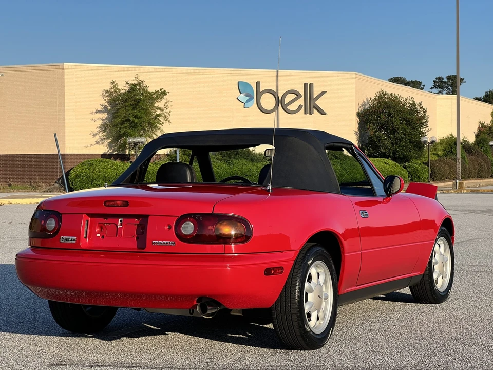 1990 Mazda NA MX-5 Miata - Image 13 of 31