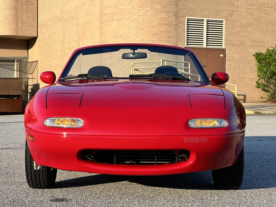 1990 Mazda NA MX-5 Miata - Image 2 of 31