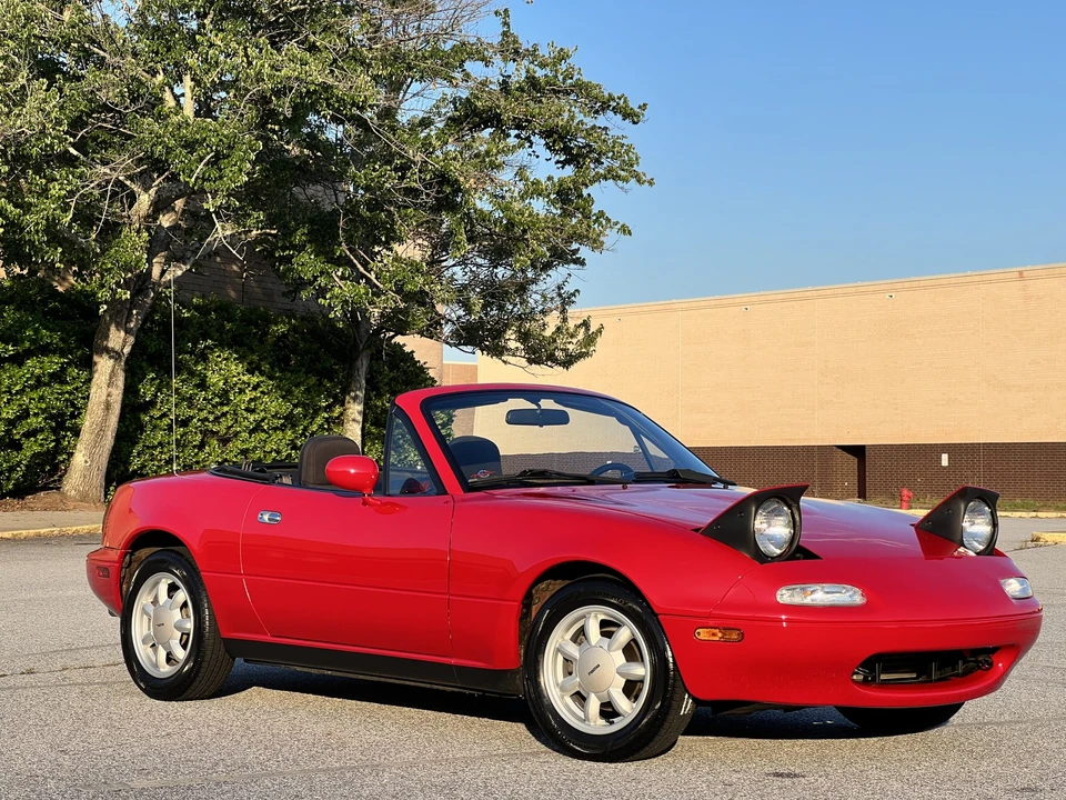 1990 Mazda NA MX-5 Miata - Image 15 of 31