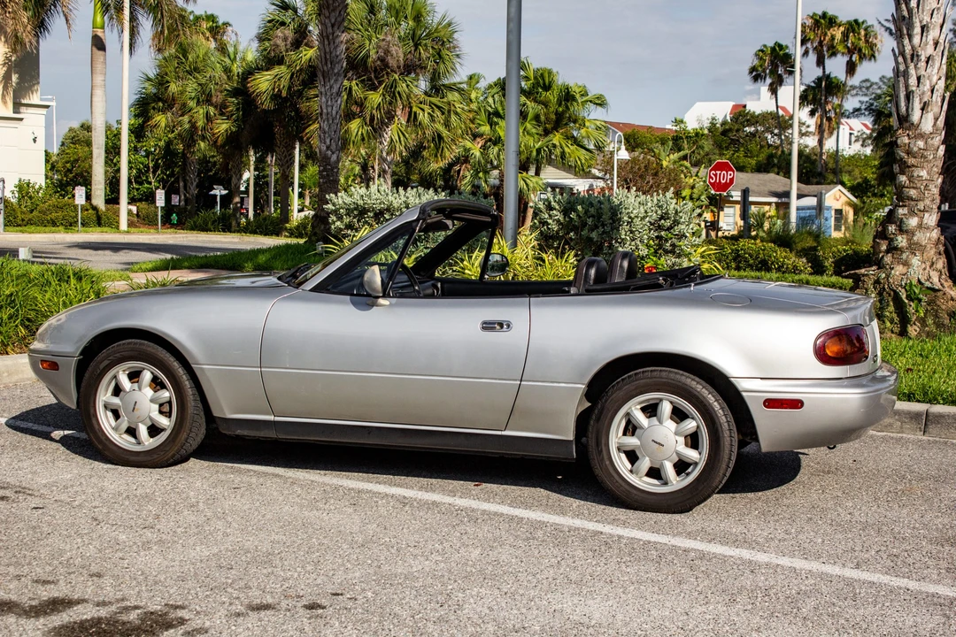 1991 Mazda NA MX-5 Miata - Image 4 of 31