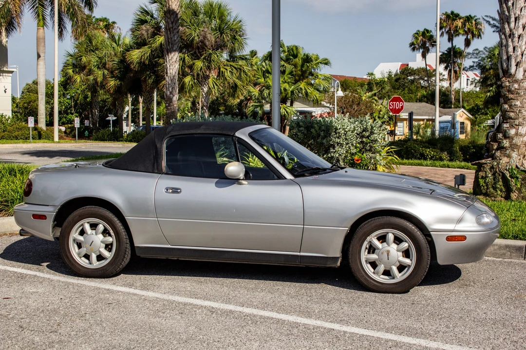 1991 Mazda NA MX-5 Miata - Image 12 of 31