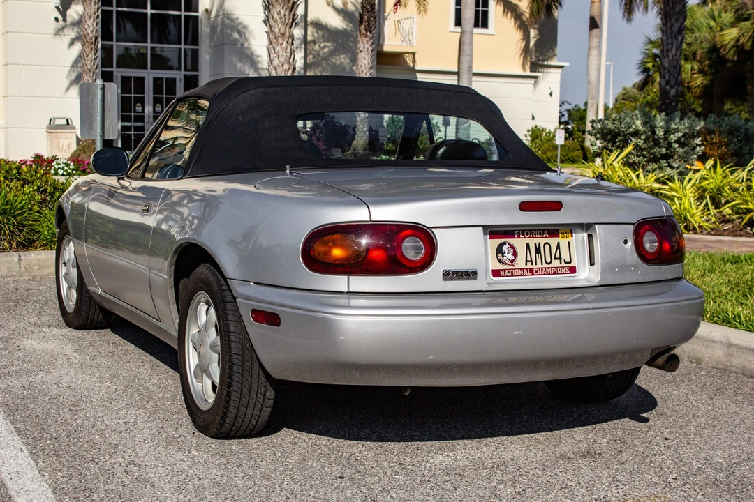 1991 Mazda NA MX-5 Miata - Image 6 of 31