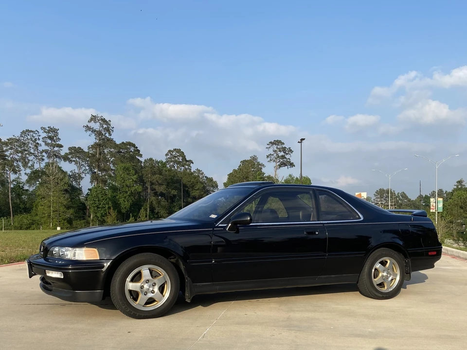 1992 Acura Legend 2nd Gen - Image 11 of 31
