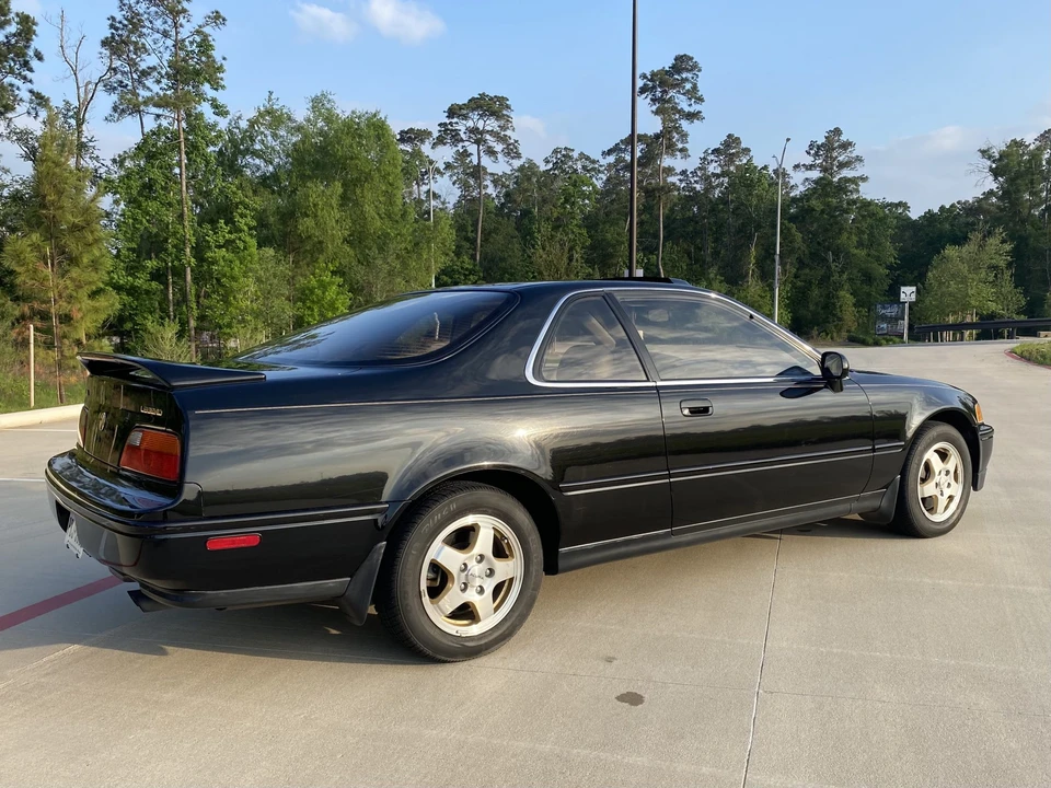 1992 Acura Legend 2nd Gen - Image 16 of 31