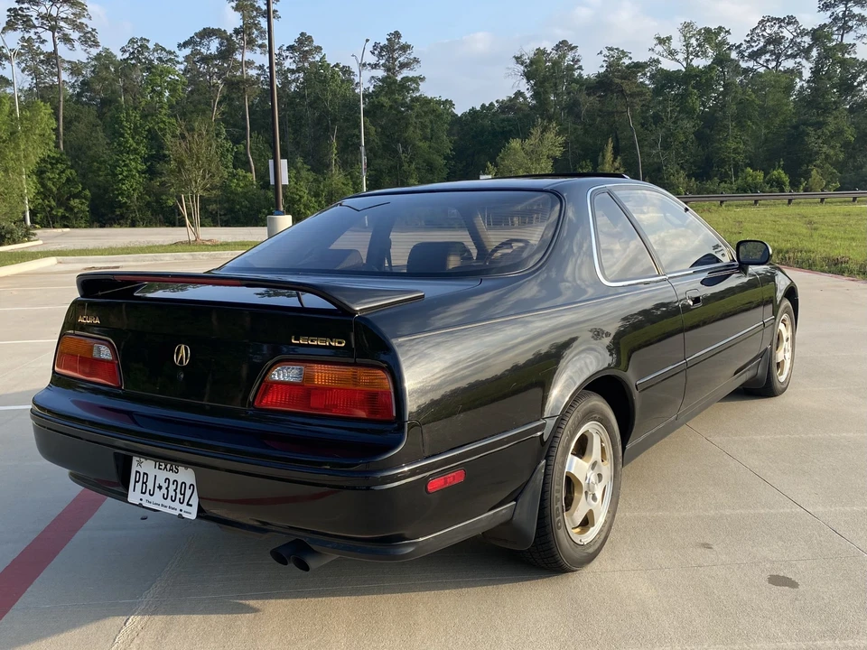 1992 Acura Legend 2nd Gen - Image 15 of 31