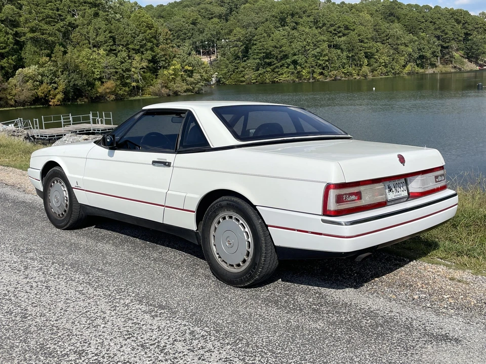 1992 Cadillac Allante - Image 20 of 31