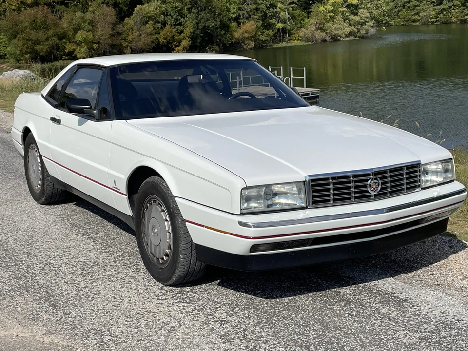 1992 Cadillac Allante - Image 17 of 31