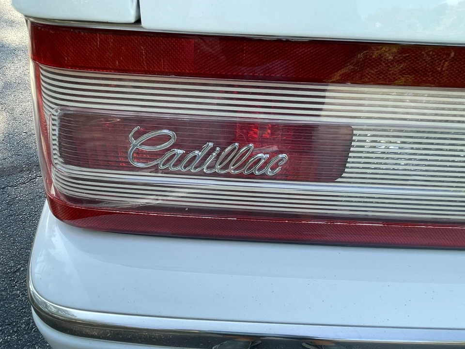 1992 Cadillac Allante - Image 25 of 31