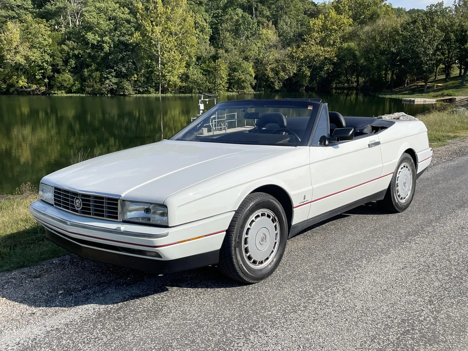 1992 Cadillac Allante - Image 3 of 31