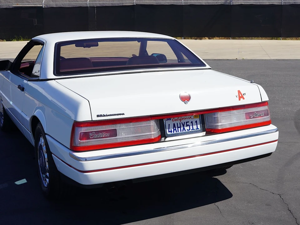 1993 Cadillac Allante - Image 30 of 31