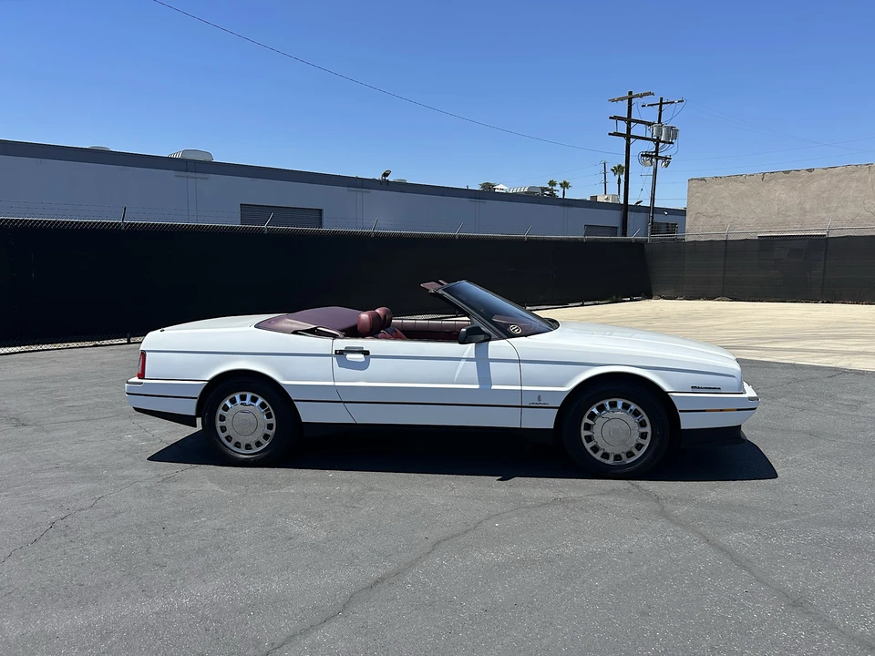 1993 Cadillac Allante - Image 18 of 31