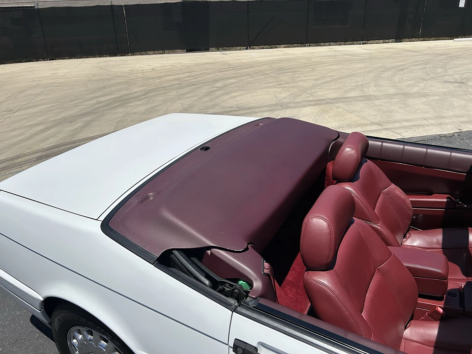 1993 Cadillac Allante - Image 16 of 31