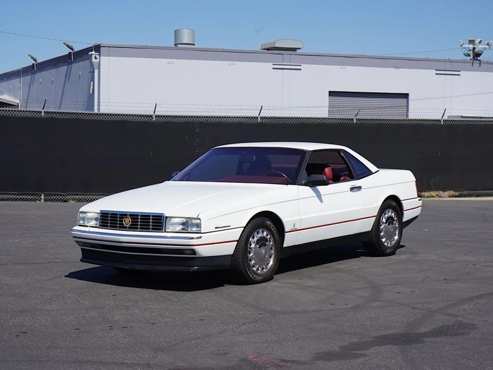 1993 Cadillac Allante - Image 2 of 31