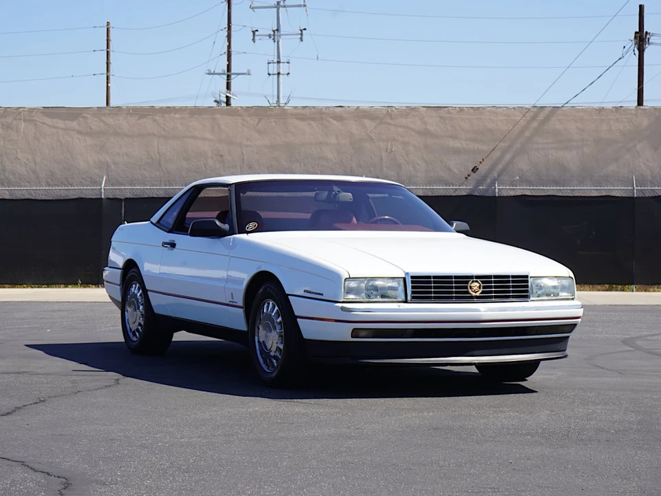 1993 Cadillac Allante - Image 10 of 31