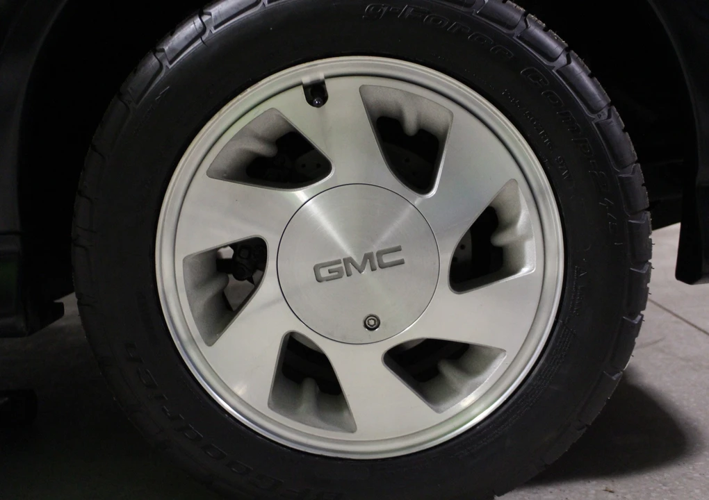1993 GMC S-15 Jimmy 1st Gen - Image 21 of 31