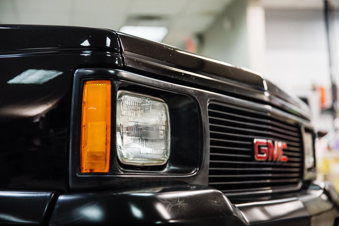 1993 GMC S-15 Jimmy 1st Gen - Image 18 of 31