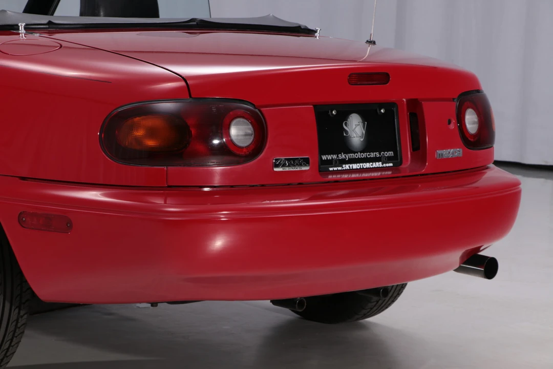 1993 Mazda NA MX-5 Miata - Image 16 of 31