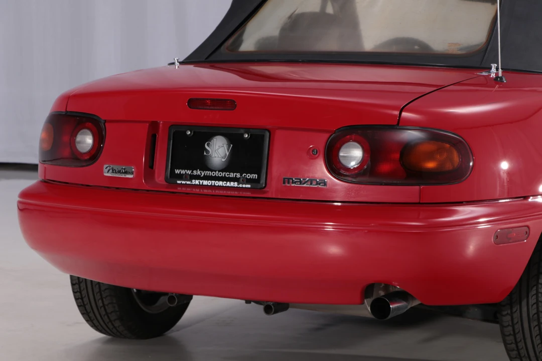 1993 Mazda NA MX-5 Miata - Image 17 of 31