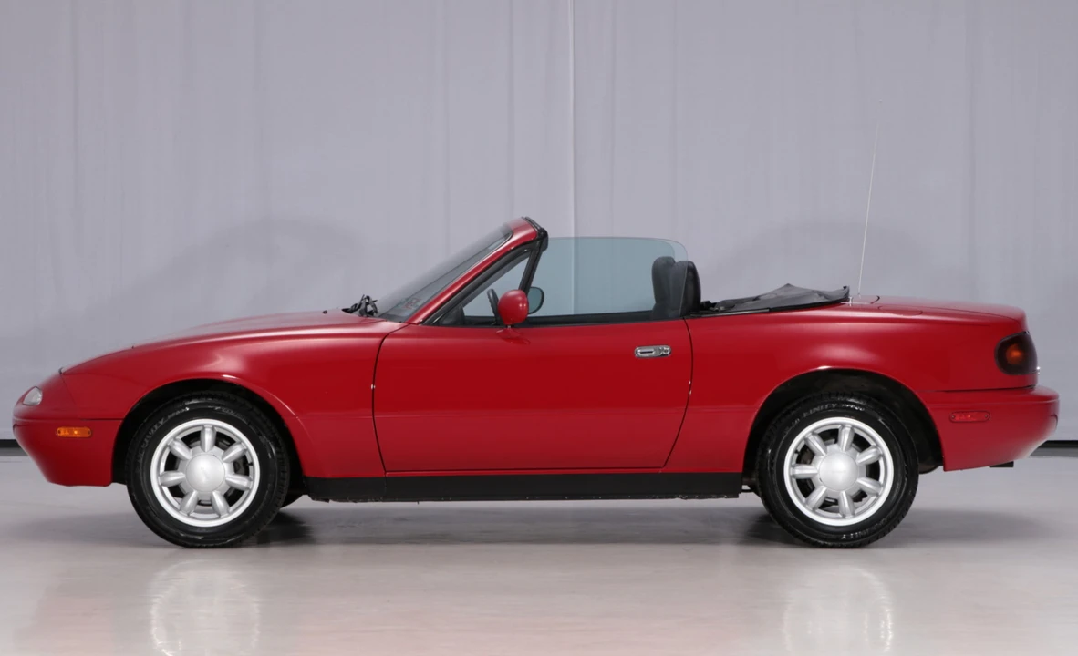 1993 Mazda NA MX-5 Miata - Image 2 of 31