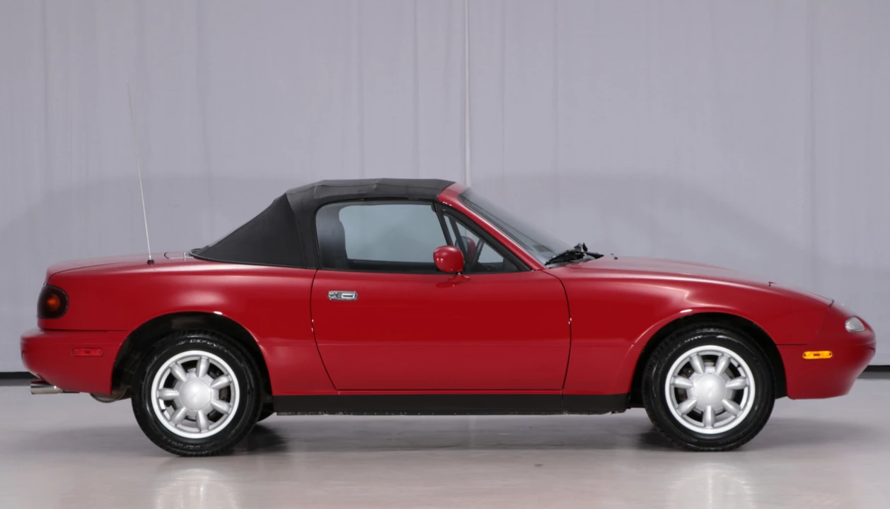 1993 Mazda NA MX-5 Miata - Image 8 of 31