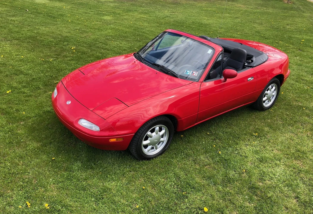 1993 Mazda NA MX-5 Miata - Image 2 of 31