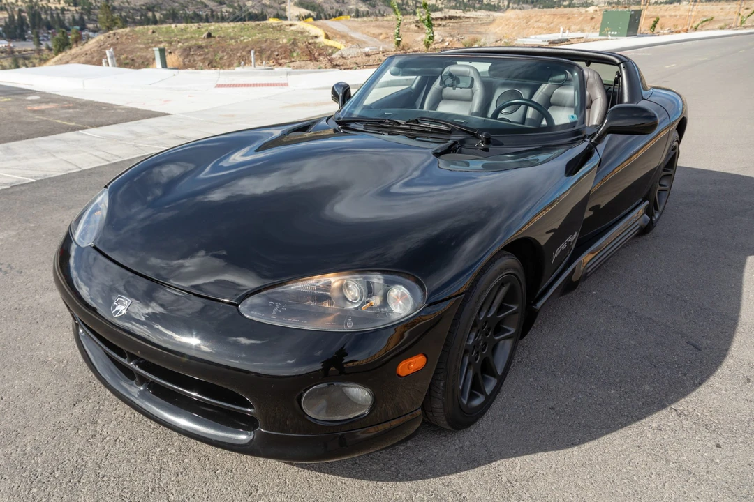 1994 Dodge Viper 1st Gen - Image 2 of 31