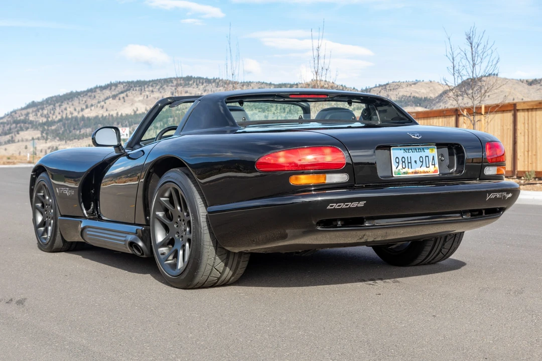1994 Dodge Viper 1st Gen - Image 16 of 31