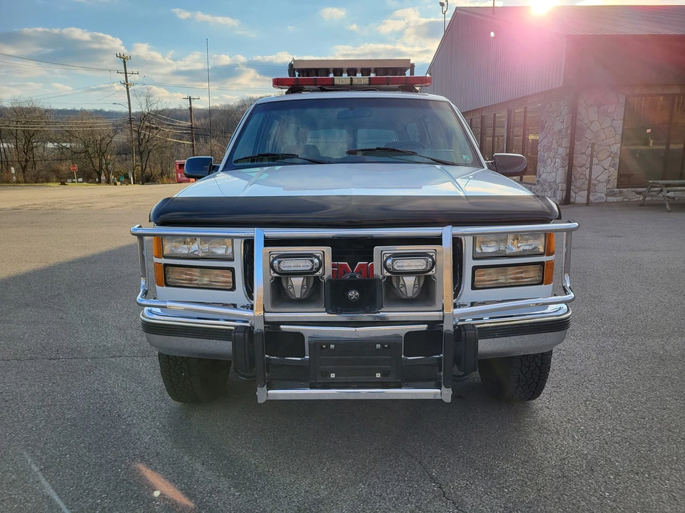 1994 GMC Suburban 8th Gen - Image 12 of 31