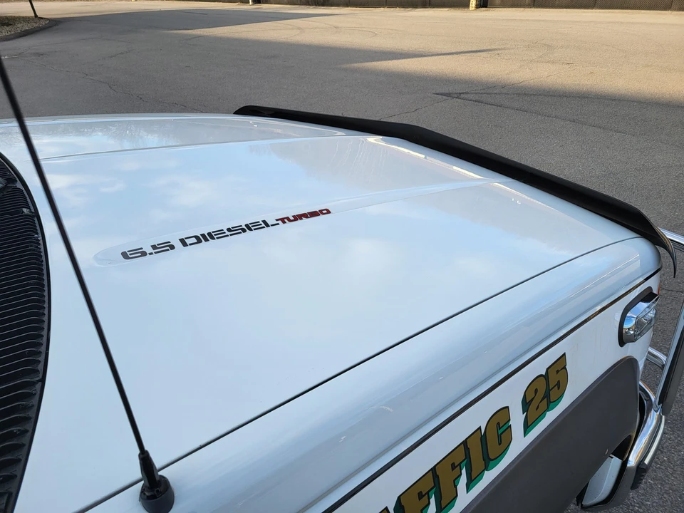 1994 GMC Suburban 8th Gen - Image 21 of 31