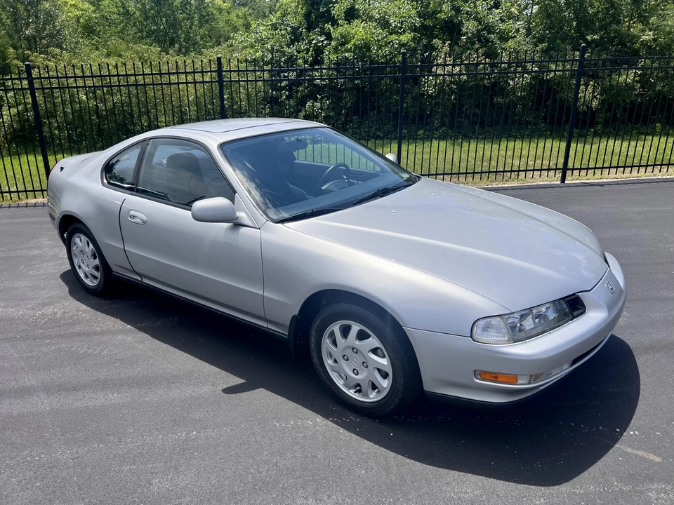1994 Honda Prelude 4th Gen - Image 25 of 31