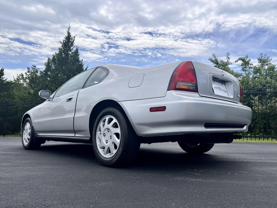 1994 Honda Prelude 4th Gen - Image 11 of 31