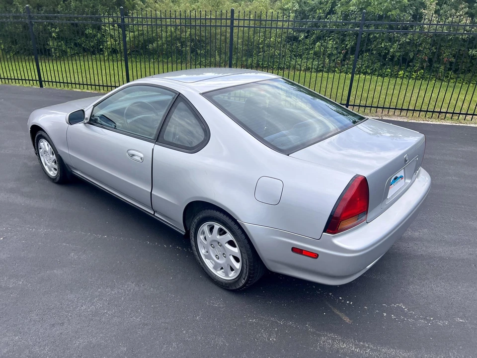 1994 Honda Prelude 4th Gen - Image 7 of 31