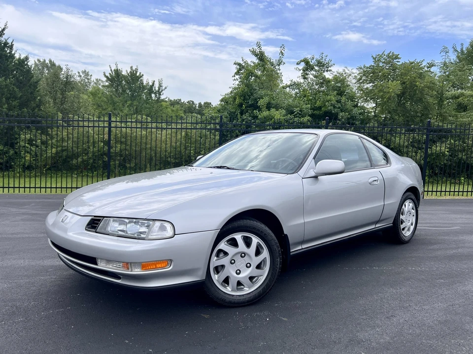 1994 Honda Prelude 4th Gen - Image 2 of 31