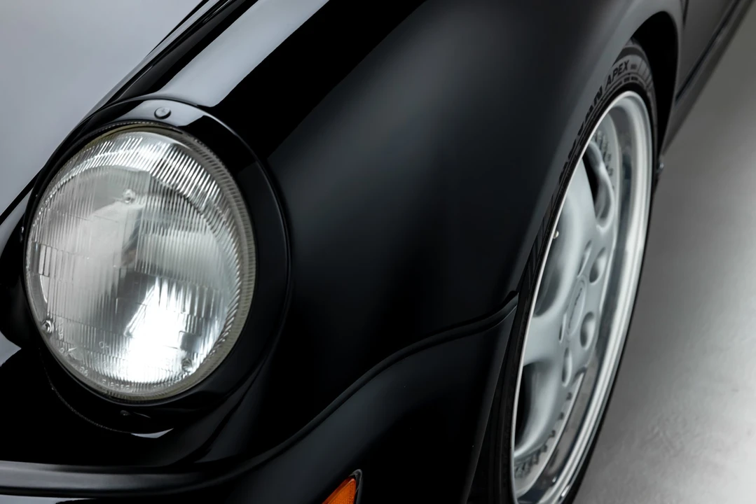 1994 Porsche 964 Turbo - Image 24 of 31