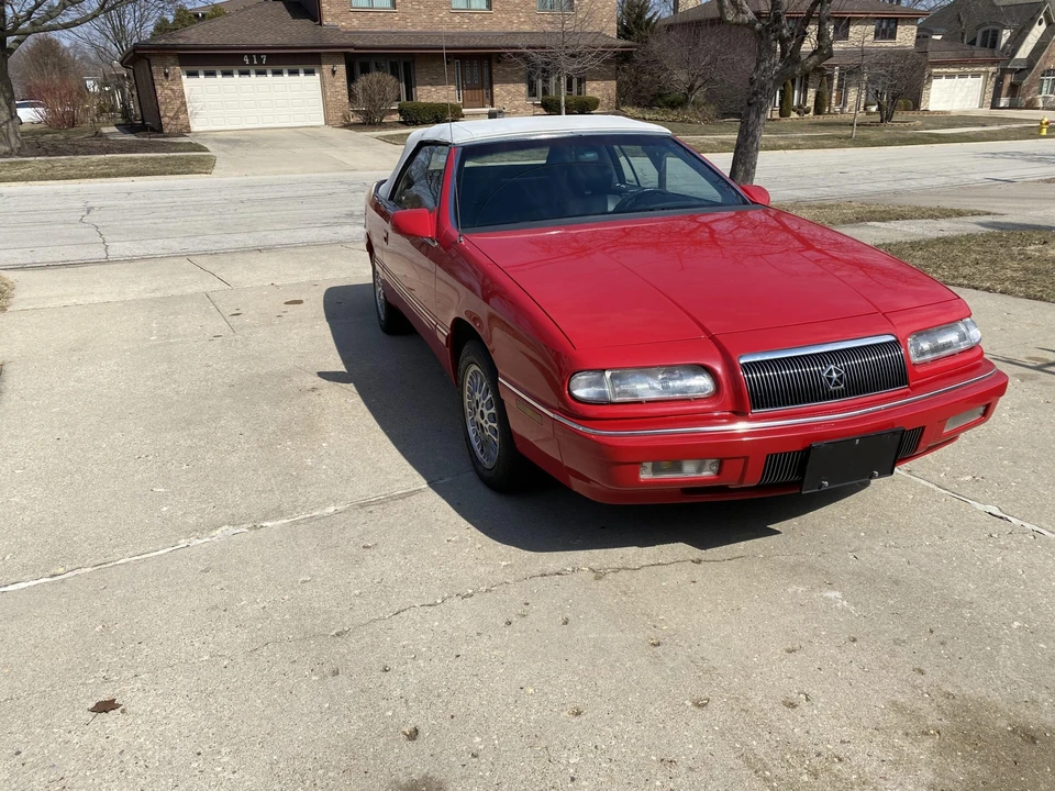 1995 Chrysler LeBaron - Image 13 of 31
