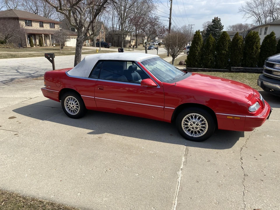 1995 Chrysler LeBaron - Image 11 of 31