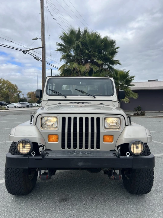 1995 Jeep YJ Wrangler - Image 10 of 31