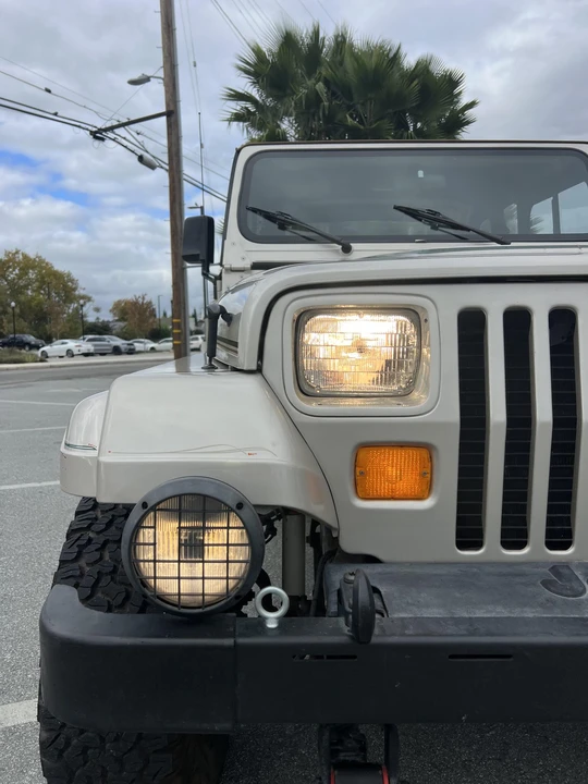 1995 Jeep YJ Wrangler - Image 27 of 31
