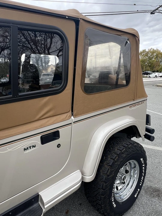 1995 Jeep YJ Wrangler - Image 14 of 31