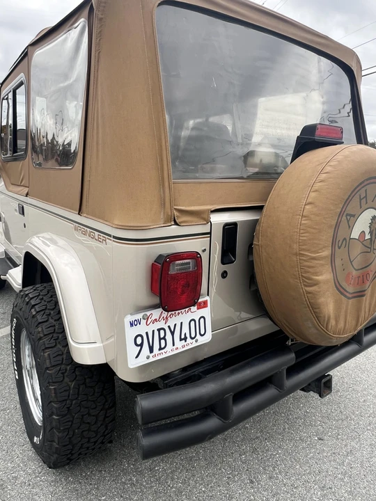 1995 Jeep YJ Wrangler - Image 15 of 31