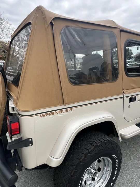 1995 Jeep YJ Wrangler - Image 17 of 31