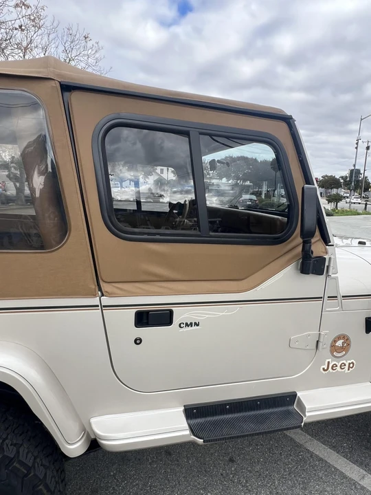1995 Jeep YJ Wrangler - Image 18 of 31