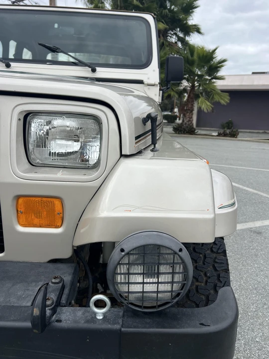 1995 Jeep YJ Wrangler - Image 26 of 31