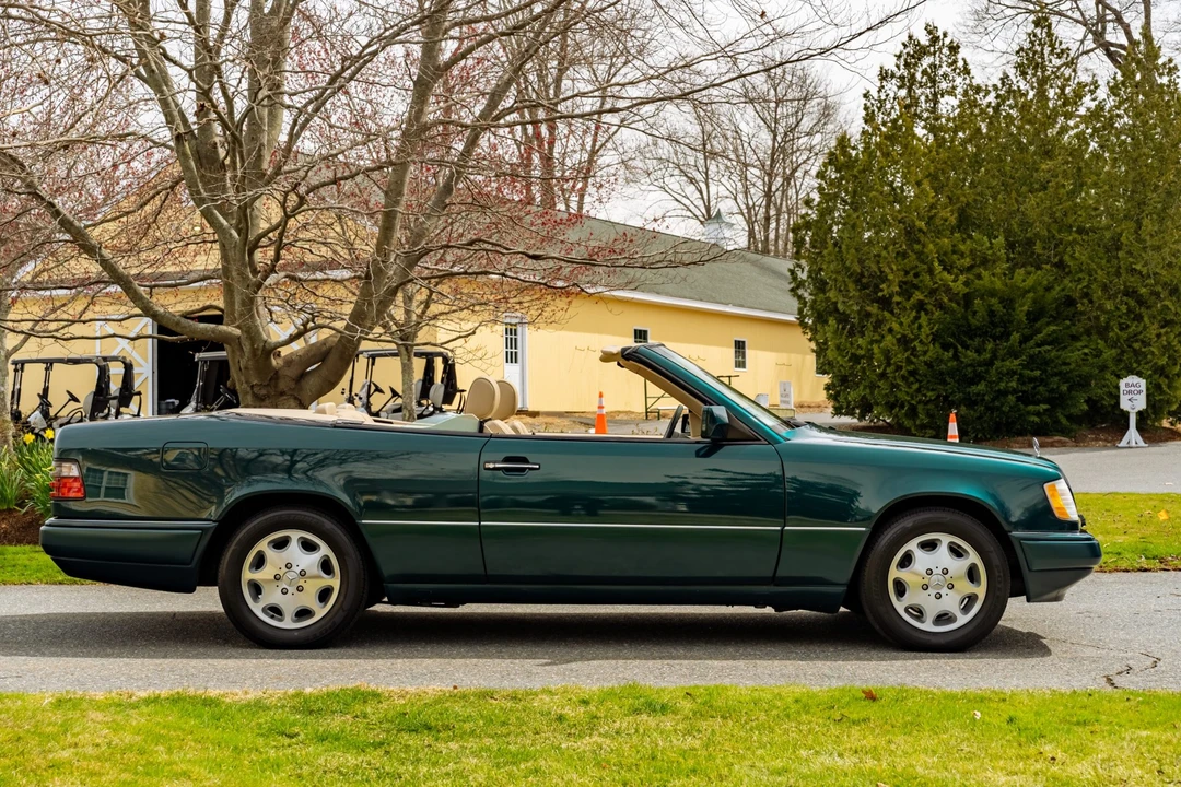 1995 Mercedes-Benz W124 E-Class - Image 4 of 31